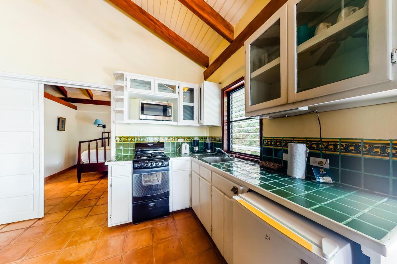 Condo #26 @ Beachside Villas Placencia 외부 사진